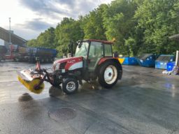 New Holland TL90 traktor