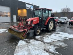 New Holland TL90A traktor