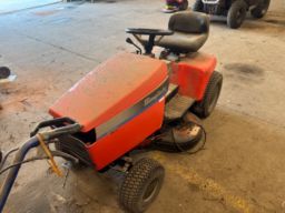 Havetraktor Simplicity broadmoor Hydro 18
