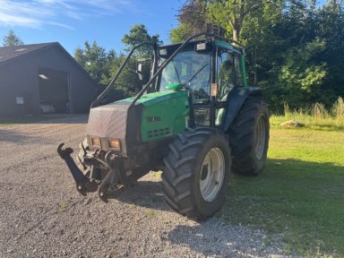 Traktor VALTRA 6750 4 WD