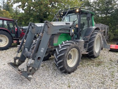 Traktor med frontlæsser VALTRA N 101 4 WD