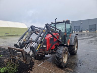 Traktor Massey Ferguson  MF2220 