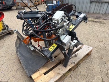 Nesbo  UK 425 R/L Hydraulisk ukrudtsbørste / weed brush