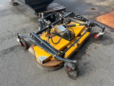 Græsklipper frontmonteret GMR FR 1800 LMK PTO drevet.