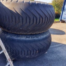 Alliance 650/60-30.5 + 600/55R22,5  Græsdæk/hjul.