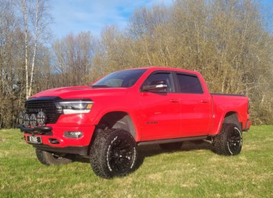 RAM 1500 Crew Cab 5.7 V8 HEMI  4x4 Nightedition, 395hk, 2022