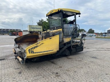 Bomag BF300 C - 2 Asfaltudlægger