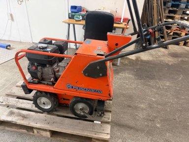 Torvskärare Husqvarna SC18 Commercial