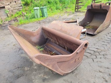 Tiltskopa Götene PLED 2100 HY S80