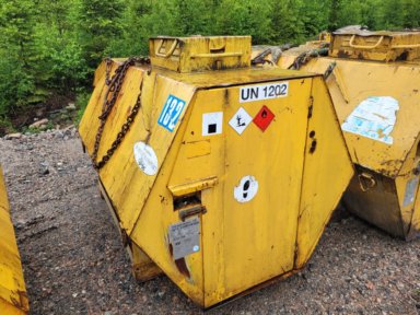 Färmartank 1500 liter med pump