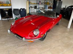 Car Jaguar Type E Jaguar Type E Cabriolet Oldtimer