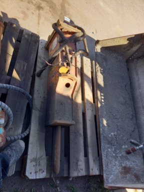 NPK GH06 hydraulik hammer / Hydraulic hammer