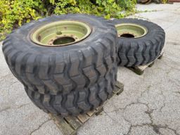3 stk dæk med fælge Goodyear 17,5R25