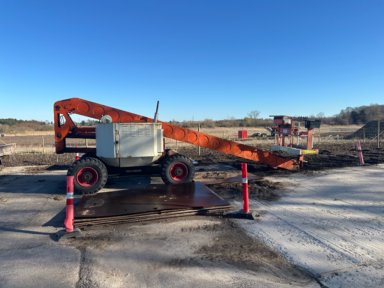  Grove Amz 66 bom lift