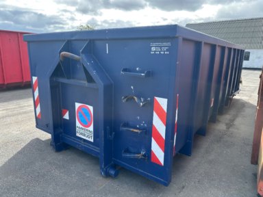 Container til væske