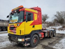 Dragbil trailerdragare med hydraulik Scania R500 6x4 samt extra chassi