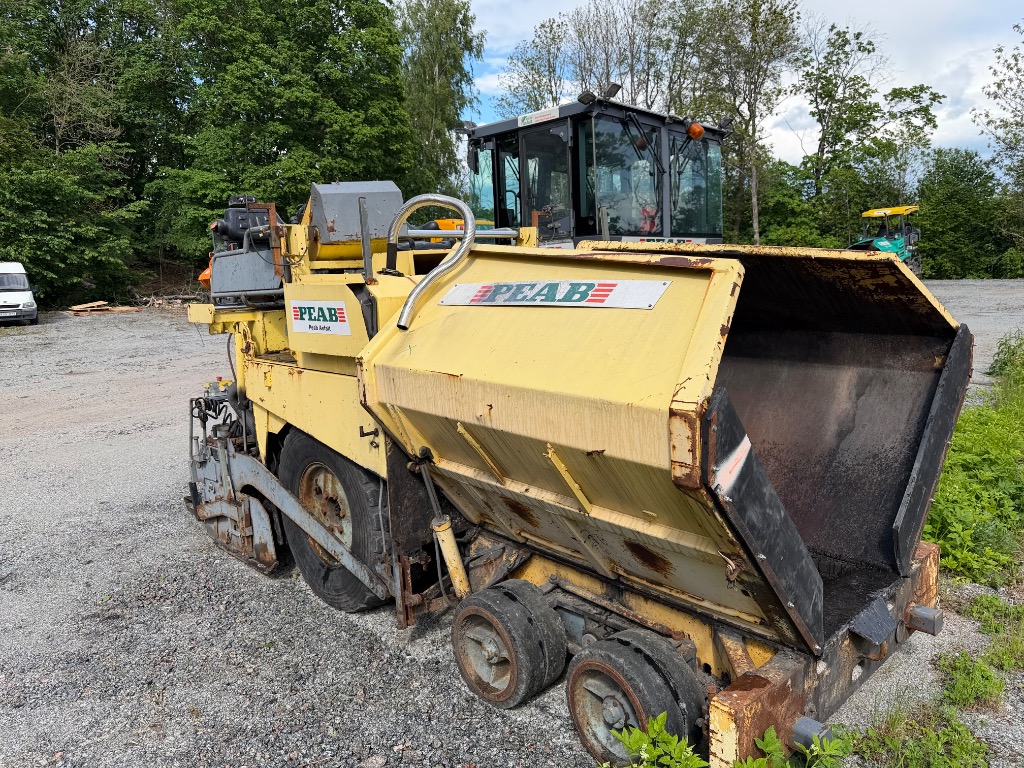 Asfaltsläggare Bitelli BB632