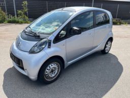 Citroen C-zero personbil på el-drift.