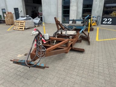 Bugseret 7meter el/hydraulisk vejhøvl - Kværs 