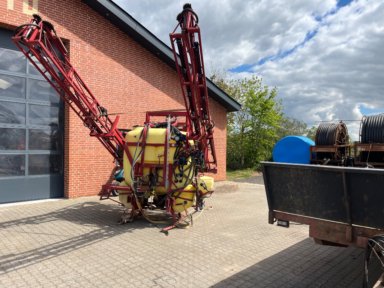 Landbrugsudstyr HARDI MEGA 18 meters  sprøjte
