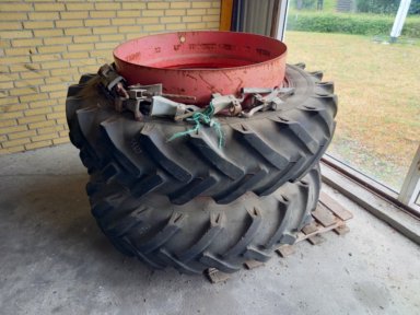 Traktor Dunlop SP 14.9R38 Tw. Hjul. 2 stk.