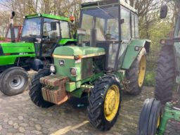 Tractor John Deere 2130 D 4 X 4 Traktor 2130 4 X 4