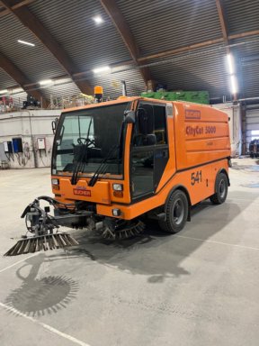 Bucher CityCat  5000 - 2000 modell - Kun 676 Timer