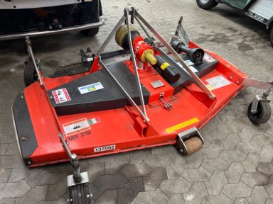 Slåmaskine MURATORI MR 210 Brakpusser