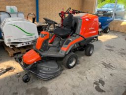 Plæne- og parkmaskiner Husqvarna RC 320 T s AWD Græsklipper