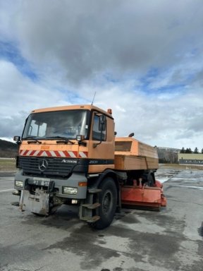 Mercedes Benz 2031 - Schmidt CJS Kompaktsweeper - REP.OBJEKT