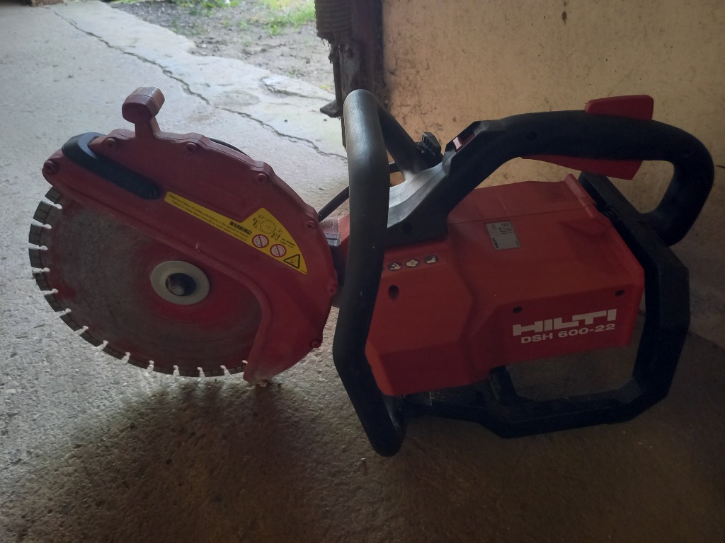 Hilti Kapsav, båndsav & rygsprøjte