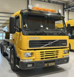 Volvo FM12 6X2 med Schmidt Stratos B90-42