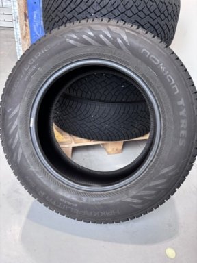 Nokian Hakkapelitta R5 Piggfrie vinterdekk