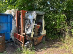 Nissan 1,5 tons gastruck