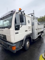 MAN 8-224 med Hiab 052 kran, kun 124137 Km