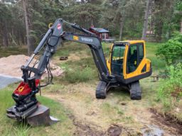 Grävmaskin Volvo  EC55B med tiltrotator