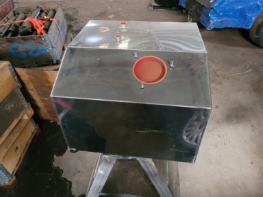 Hydraultank i rostfritt