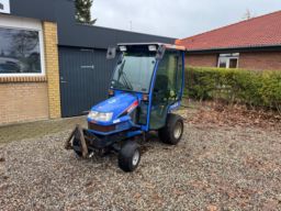 Redskabsbærer ISEKI   TXG 23 Traktor 4 WD 