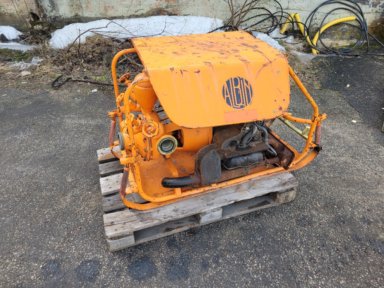 Vattenpump Albin med Volkswagen  motor Typ 122