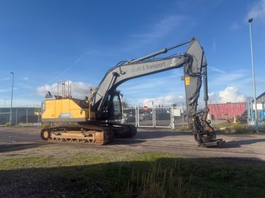 Grävmaskin VOLVO EC250 EL med GPS och tiltrotator