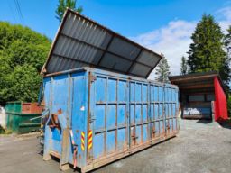 40m3 container, full sideåpning og lokk.