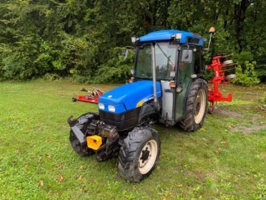 KompaktTraktor New Holland Tn75Fa med udstyr