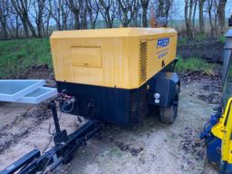 Ingersollrand P380WP Mobil kompressor / Årgang 1997 / Timer 2031