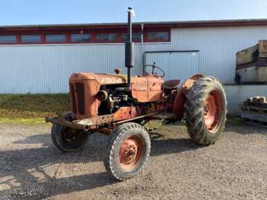 Volvo BM400 Tractor