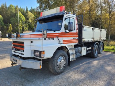 Veteranlastbil tippbil SCANIA T113HL6X2L 