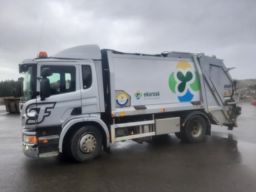 Garbage truck Scania P230