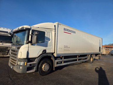 Skåpbil Scania  P360 LB4X2HNB Bakgavellyft