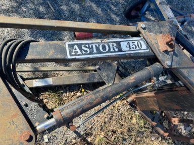 Diverse utstyr Hydraulisk frontlaster/lastearm Astor A 450