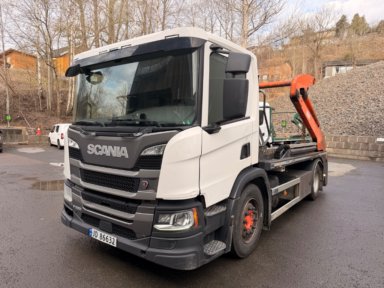 Lift dumper SCANIA P 280