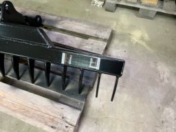 Forskelligt udstyr Rive for  Minigraver S40 ophæng